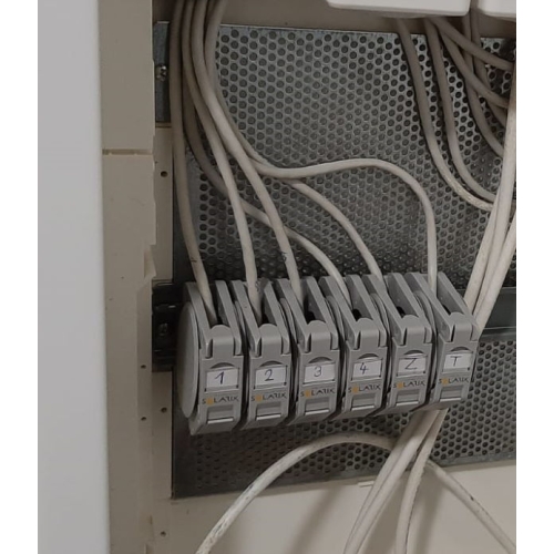 Držák na DIN lištu Solarix SXKJ-DIN-GY pro keystone 1xRJ45