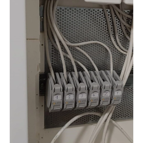 Držák na DIN lištu Solarix SXKJ-DIN-GY pro keystone 1xRJ45 (obrázek 3)