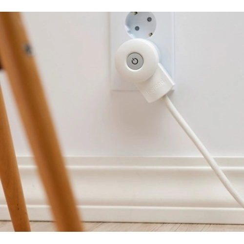 Legrand 50409 vidlice s vypínačem 230V/16A (obrázek 6)
