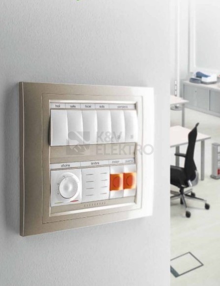 Obrázek produktu Centrální jednotka 3x6 modulů zapuštěná polar Schneider Electric U22.736.18 1