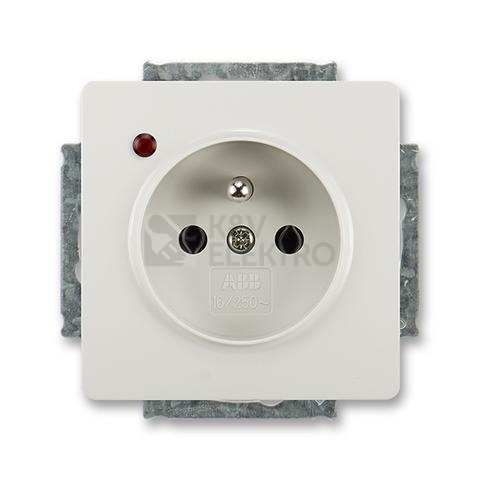Obrázek produktu ABB Swing (L) zásuvka světle šedá 5598G-A02349 S1 s přepěťovou ochranou 0