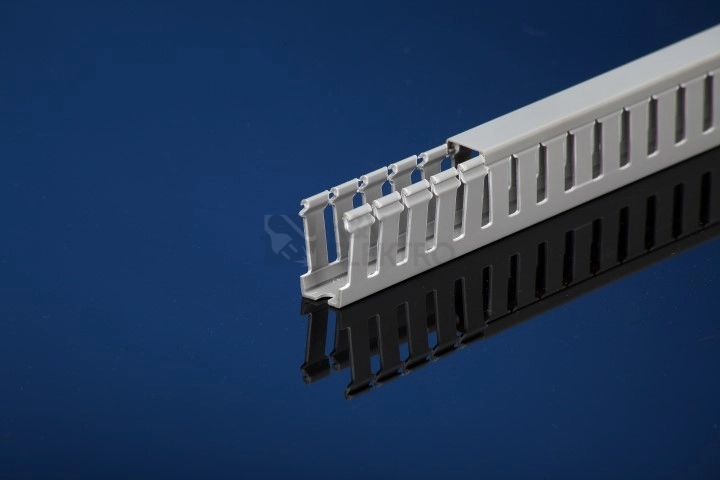 Obrázek produktu Rozvaděčový kanál s širokou perforací IBOCO T1 15X30 G (2m) 00672 0