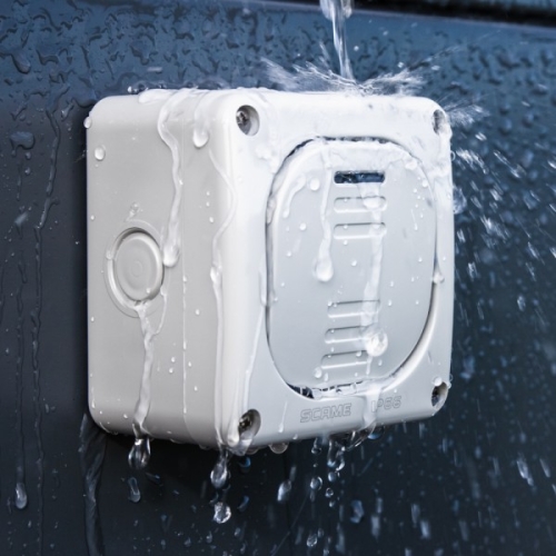 Vypínač č.6 SCAME PROTECTA IP66 137.5211