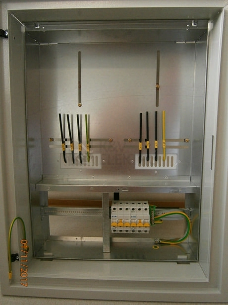 Obrázek produktu Elektroměrový rozvaděč RE20U/Z-KV B25/3 zapuštěný šedý 3