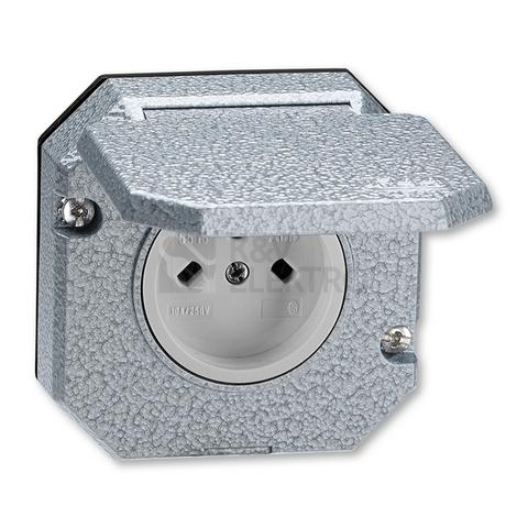 Obrázek produktu ABB Garant zásuvka vestavná 2P+PE vzor C IP55 šedá 5515N-C05761 0