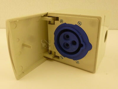 Obrázek produktu Walther 116306 zásuvka 16A 3P 230V 6h IP44 1