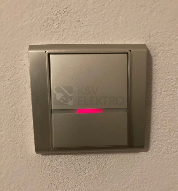 Obrázek produktu ABB LED orientační doutnavka červená 3916-05445 1