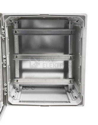 Obrázek produktu Montážní rám Famatel MAGNA pro DIN lištu s modul. krytem pro skříň I-39145 2