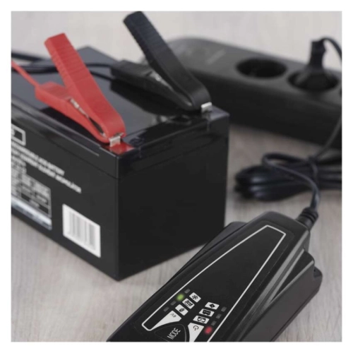 Nabíječka autobaterií Emos N1014 EUFAB 6/12V 4A (obrázek 11)