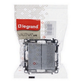 Obrázek produktu Legrand Valena LIFE vypínač č.6+6 schodišťový dvojitý hliník 752308 1