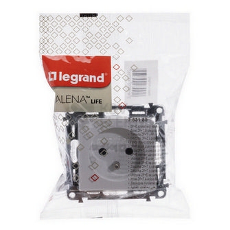 Obrázek produktu Legrand Valena LIFE zásuvka bílá s clonkami 753180 1