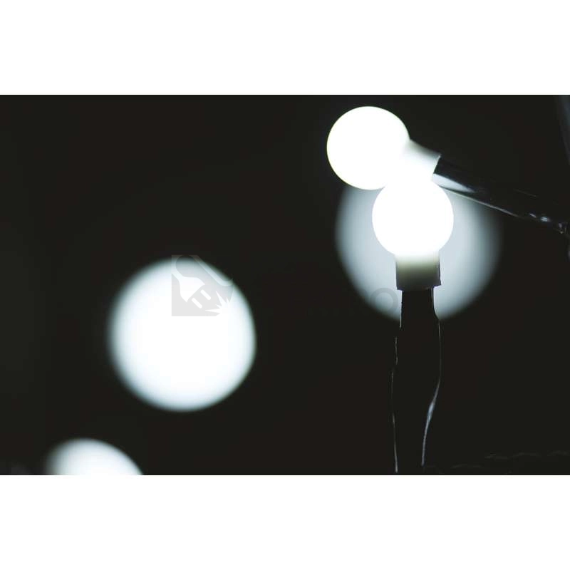Obrázek produktu Vánoční řetěz kuličky EMOS ZYK0207 200LED 10m studená bílá 5
