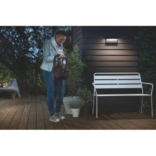Venkovní nástěnné LED svítidlo Philips Bustan 16484/93/P0 4,5W 2700K teplá bílá IP44 s pohybovým čidlem (obrázek 6)