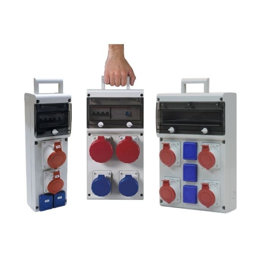 Zásuvková skříň SCAME 632.3322-102F2 jištěná s chráničem