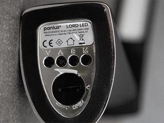 Obrázek produktu Stolní lampička LED Panlux LORD černá kůže PN15100003 4