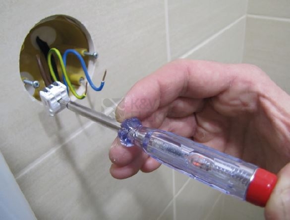 Obrázek produktu PROFI sada přístrojových vrutů pro elektroinstalační krabice UK/KU 68 + fázová zkoušečka 1013901 1