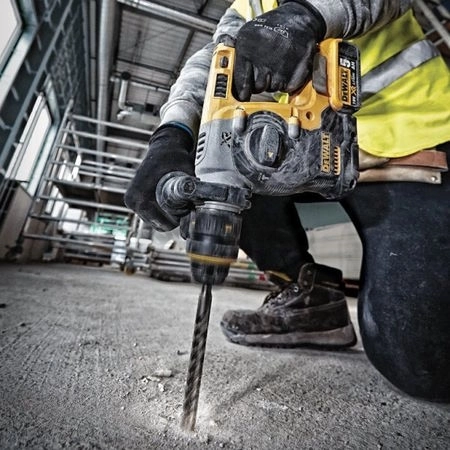 Obrázek produktu AKU kombinované kladivo DEWALT DCH273P2T 18V XR SDS Plus 3