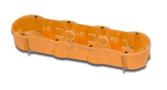 Obrázek produktu KRABICE 3261 4-NASOBNA PRUM.67X45MM 0
