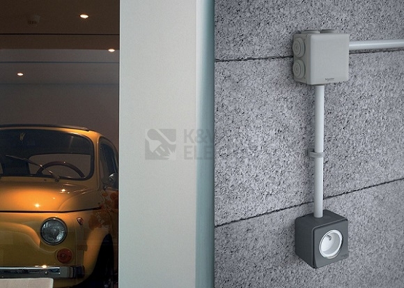 Obrázek produktu Schneider Electric Mureva Styl IP55 zásuvka bílá MUR39133 3