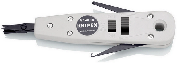 Narážecí nástroj Knipex 97 40 10 pro terminaci UTP/STP kabelů do svorkovnic Krone LSA Plus (obrázek 11)