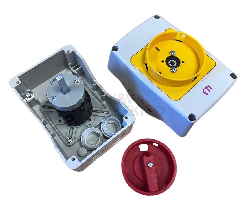 Obrázek produktu Vačkový spínač ETI CS 25 10 PNGLK 25A/3P červená páčka 0/1 004773179 3