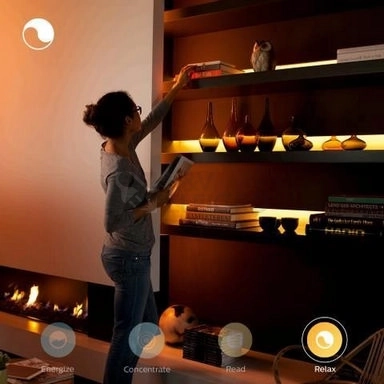 Obrázek produktu Philips Hue LED prodlužovací pásek 1m White and Color Ambiance Lightstrips Plus Bluetooth 8718699703448 11W 2000-6500K RGB 6