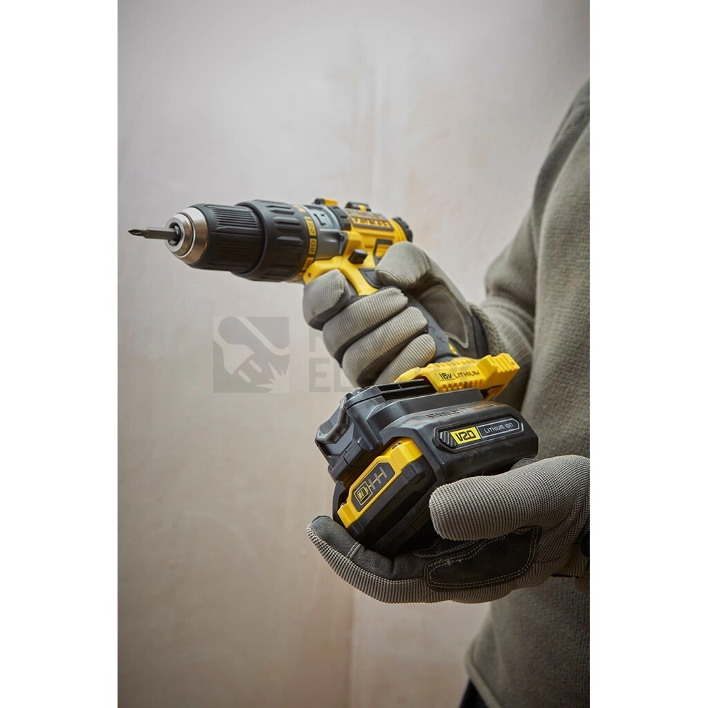 Obrázek produktu Adaptér Stanley SFMCB100 na baterii FatMax V20 1,5Ah a 2Ah pro starší modely strojů 4