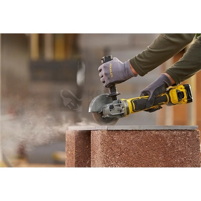 Obrázek produktu Aku úhlová bruska Stanley FatMax V20 SFMCG700B 18V 125mm bezuhlíková bez nabíječky a baterie
11
