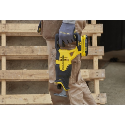 Aku mečová pila (ocaska) Stanley FatMax V20 SFMCS300B 18V bez nabíječky a baterie