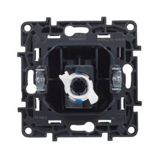 Legrand Niloé Step datová zásuvka 1xRJ45 cat.6 UTP černá 863563 (obrázek 4)