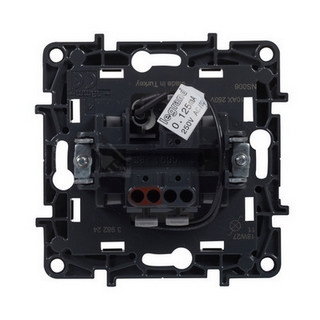 Obrázek produktu Legrand Niloé Step vypínač č.6 s podsvětlením hliník 863316 2