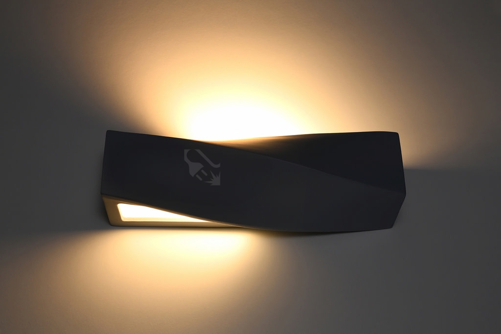 Obrázek produktu Nástěnné keramické svítidlo SOLLUX Sigma E27 1x60W bez zdroje SL.0870 černá 2
