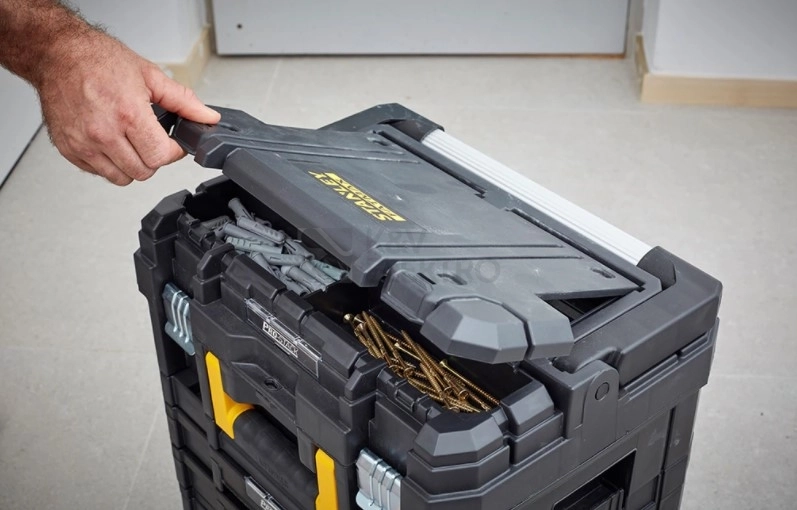 Obrázek produktu Pojízdná sada boxů na nářadí Stanley FatMax Tstak PRO-STACK FMST1-80101
8