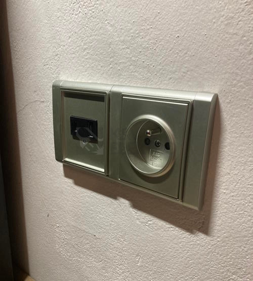 Obrázek produktu ABB nabíječka adaptér USB A+C 3A bílá 6475 U-500 2CKA006400A0399 1