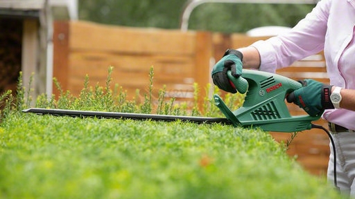 Obrázek produktu Elektrické nůžky na živé ploty Bosch EasyHedgeCut 55cm 0.600.847.C02 2