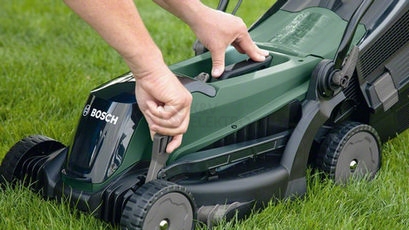 Obrázek produktu Aku sekačka 36V Bosch EasyRotak 36-550 0.600.8B9.B00 1x aku 4Ah 3