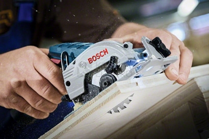 Obrázek produktu Aku kotoučová pila mafl Bosch GKS 12V-26 0.601.6A1.005 85/15mm 2x aku 3Ah 4