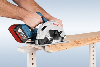 Obrázek produktu Aku ruční okružní pila 165/20mm Bosch GKS 18 V-57 0.601.6A2.200 bez nabíječky a baterie 4