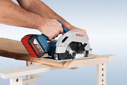 Obrázek produktu Aku ruční okružní pila 165/20mm Bosch GKS 18 V-57 0.601.6A2.200 bez nabíječky a baterie 5