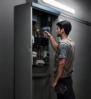 Obrázek produktu Aku rázový utahovák 1/4" Bosch GDR 120-LI 0.601.9F0.001 2x aku 2Ah 2