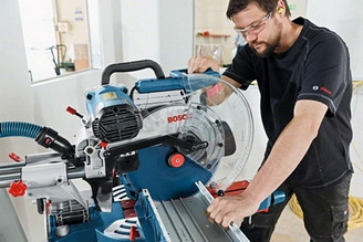 Obrázek produktu Pokosová pila 305mm 1800W Bosch GCM 12 SDE 0.601.B23.100 6