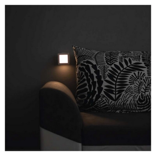 LED noční světlo EMOS P3316 s fotosenzorem do zásuvky (obrázek 9)