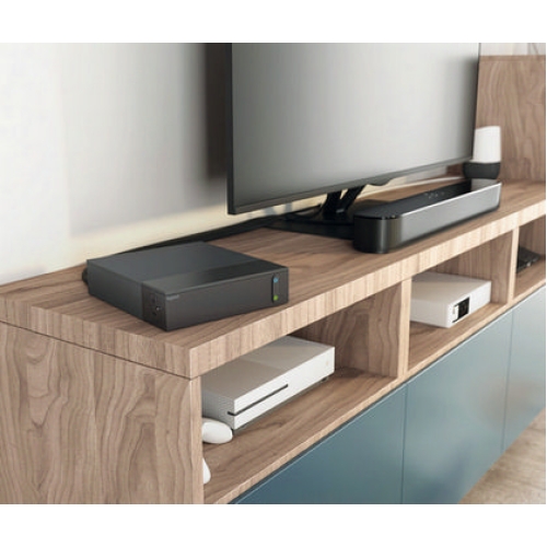 Televizní hub zásuvka 4x2P+T 4x2P 2m přepěťová ochrana Legrand 49430