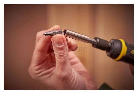 Obrázek produktu Aku šroubovák Stanley FatMax FMHT66719-0 4V 1,5Ah včetně sady bitů 2