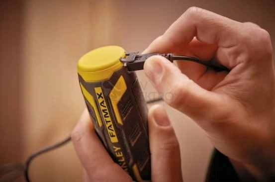 Obrázek produktu Aku šroubovák Stanley FatMax FMHT66719-0 4V 1,5Ah včetně sady bitů 3
