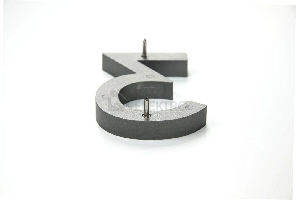 Obrázek produktu Hliníkové domovní číslo v STR provedení s broušeným povrchem Richter RN.100LV.7.AL.CE 3