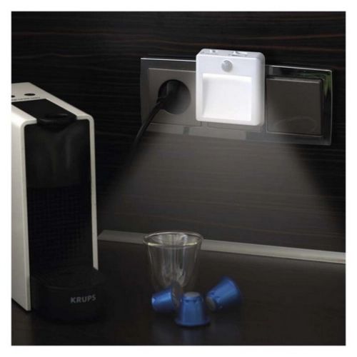 LED noční světlo EMOS P3319 s pohybovým čidlem do zásuvky (obrázek 6)