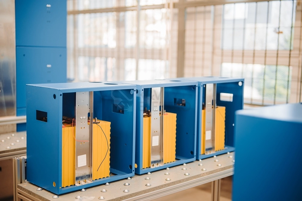 Obrázek produktu Bateriové úložiště pro FVE 10kWh SWPOWER LiFePO4 WINSTON 48V 200Ah 4