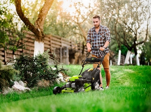 Obrázek produktu Benzínová sekačka FIELDMANN FZR 5115-170B 50004073 4