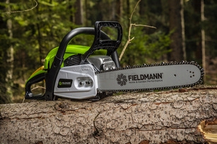 Obrázek produktu Benzínová řetězová pila Fieldmann FZP 5816-B 58cc 50004766 1